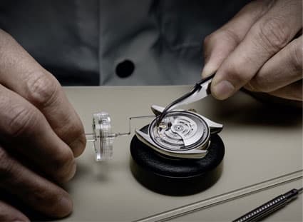 万国手表的表带掉色是怎么回事