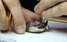 宝珀手表选萧邦还是