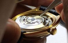 萧邦玻璃摔碎了